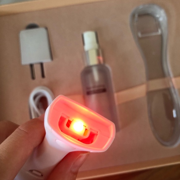 GloPRO By BEAUTYBIO®️ SCIENCE - Picture 9 of 13